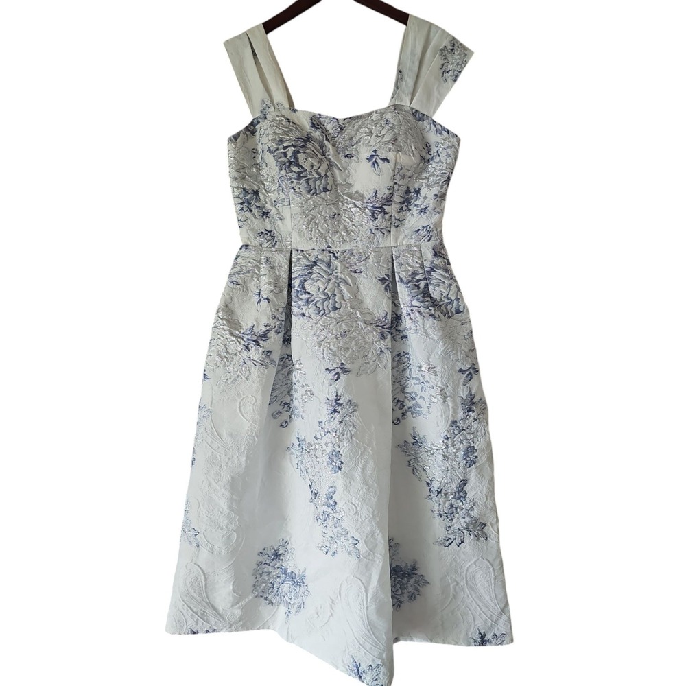 Ricki Freeman Teri Jon Floral Jacquard Cocktail Dress White Silver Size 12 YJ01